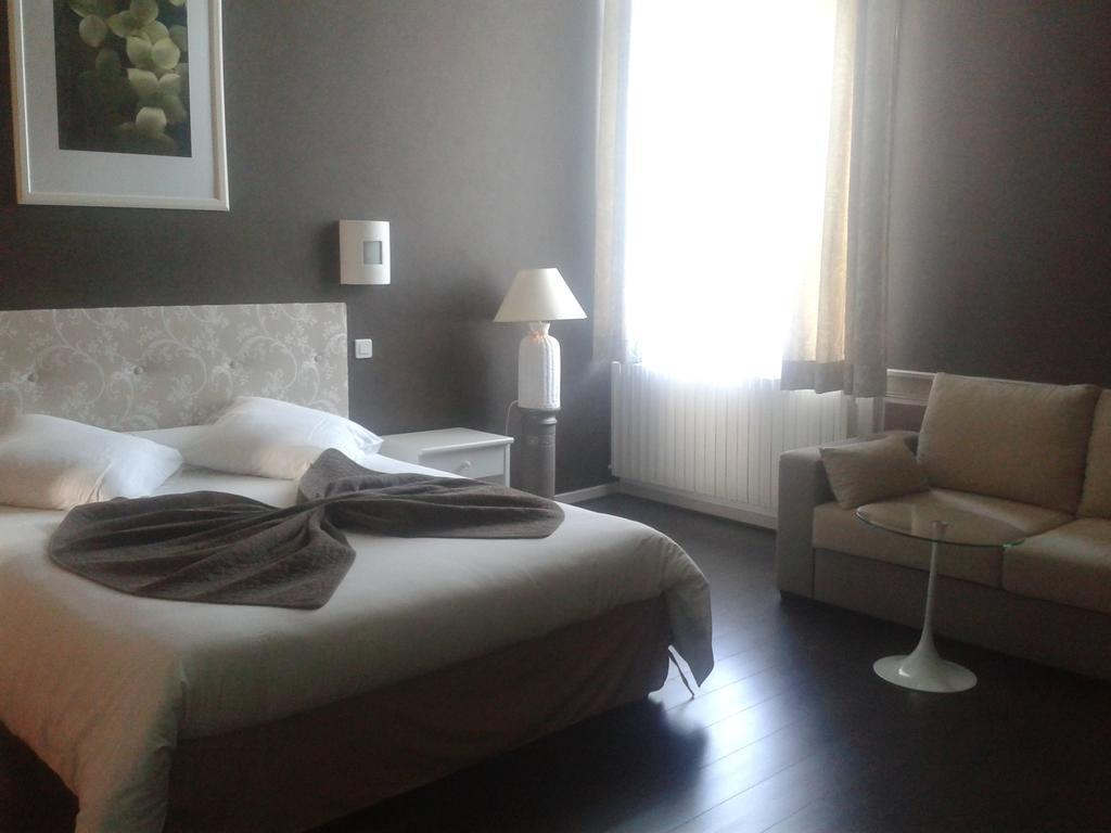 Le Chateau De Buchy Buchy  Kamer foto